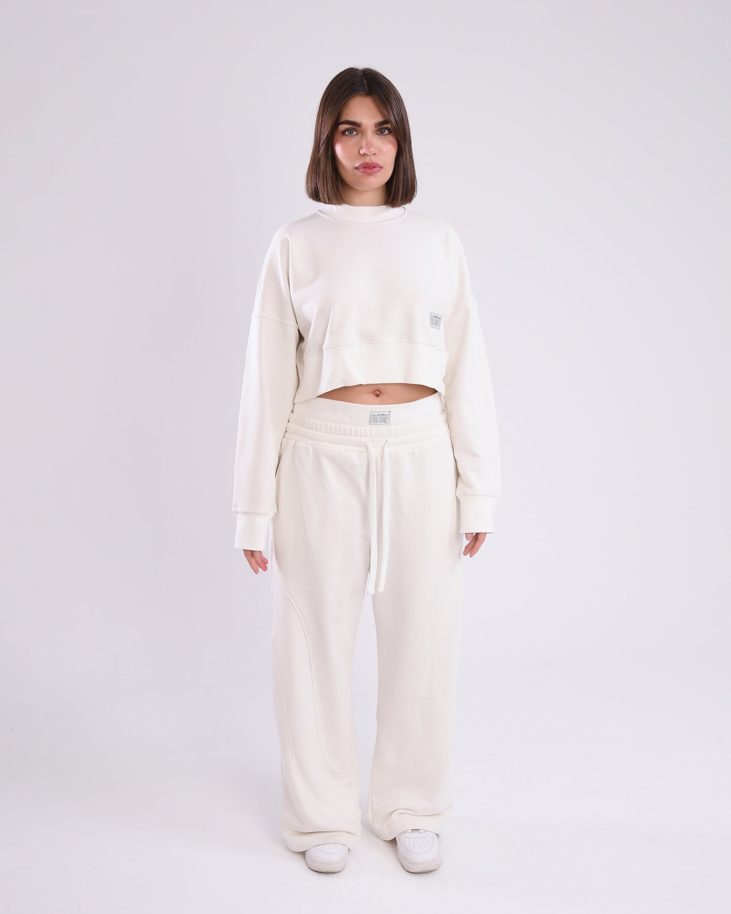 Off-White cropped Crew